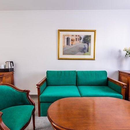 Pod Zlota Roza Boutique Hotel Kielce Chambre photo