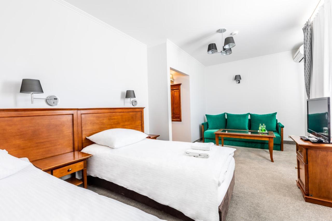 Pod Zlota Roza Boutique Hotel Kielce Extérieur photo