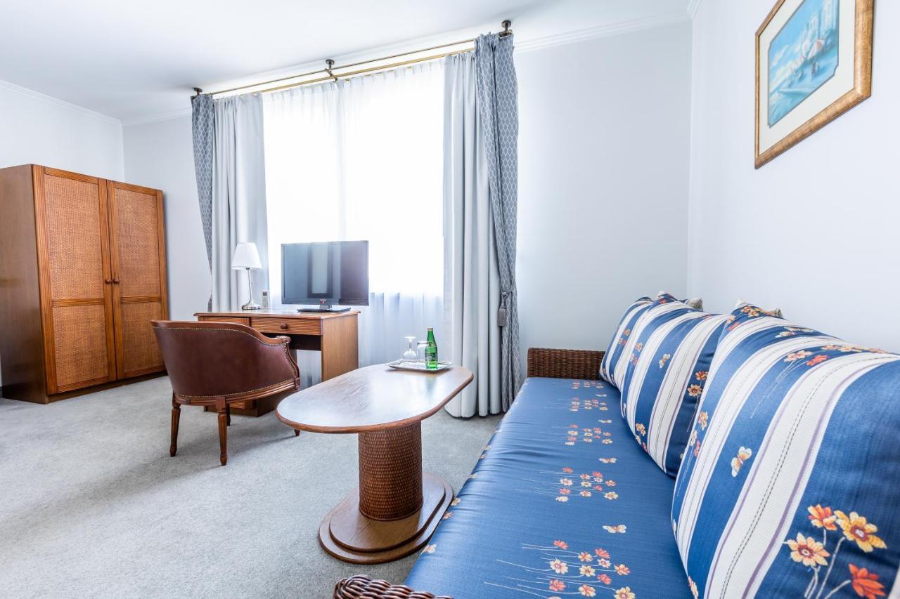 Pod Zlota Roza Boutique Hotel Kielce Extérieur photo