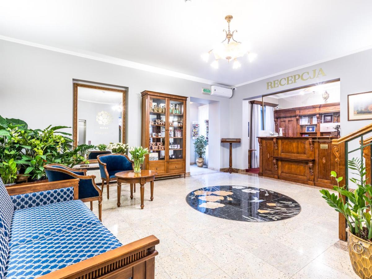 Pod Zlota Roza Boutique Hotel Kielce Extérieur photo