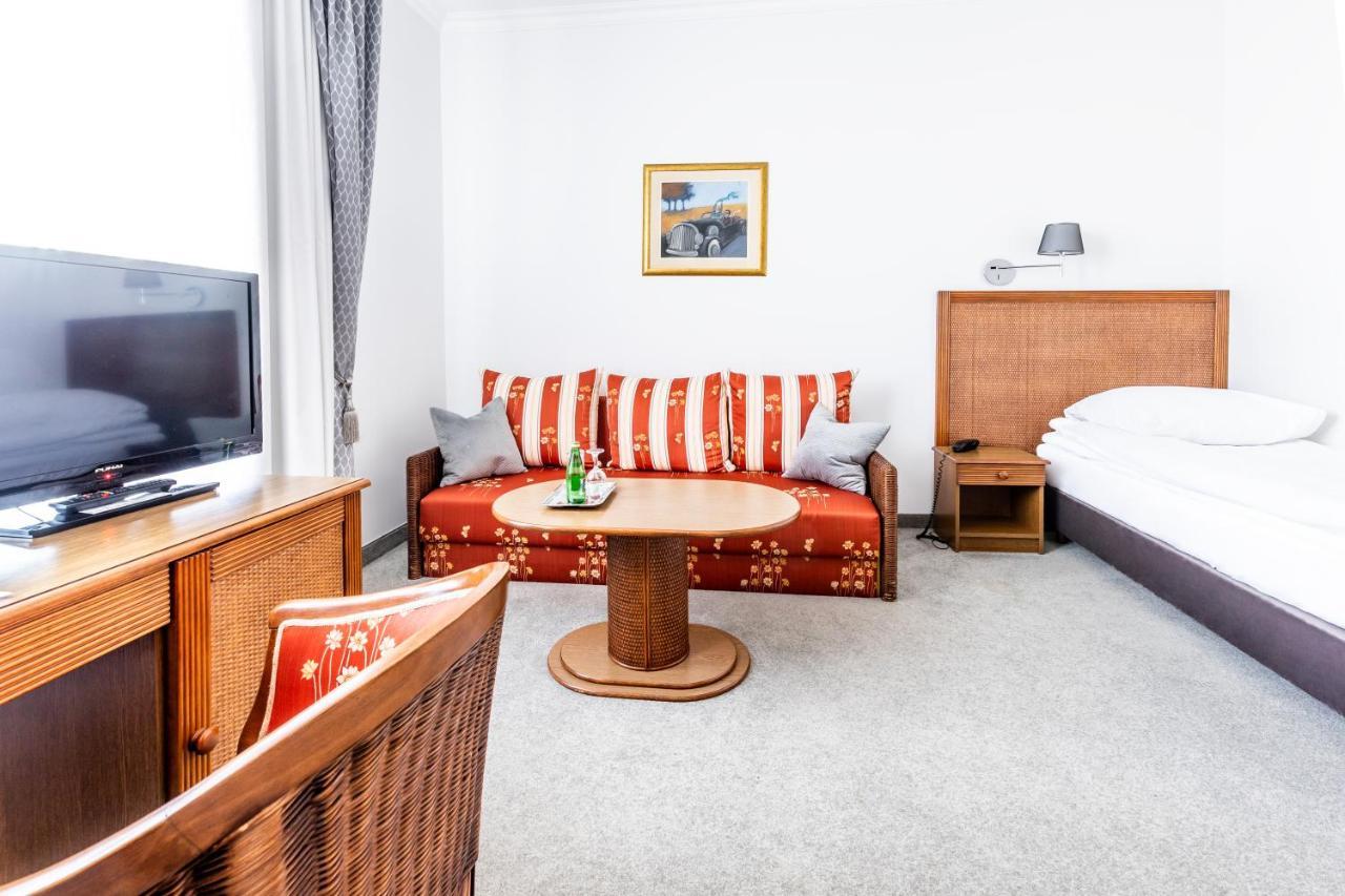 Pod Zlota Roza Boutique Hotel Kielce Extérieur photo