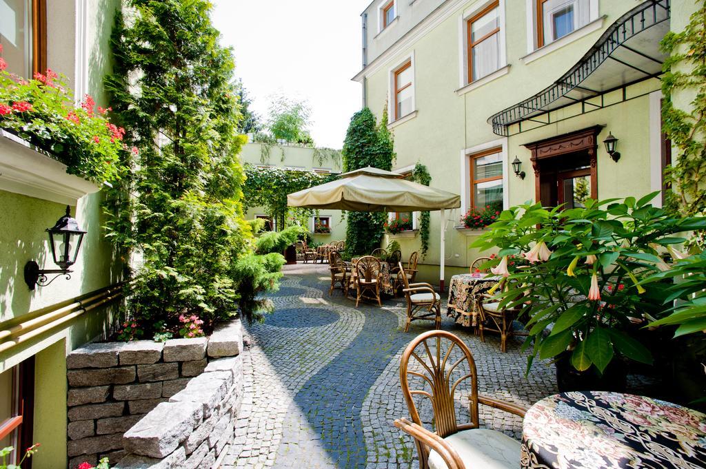 Pod Zlota Roza Boutique Hotel Kielce Extérieur photo