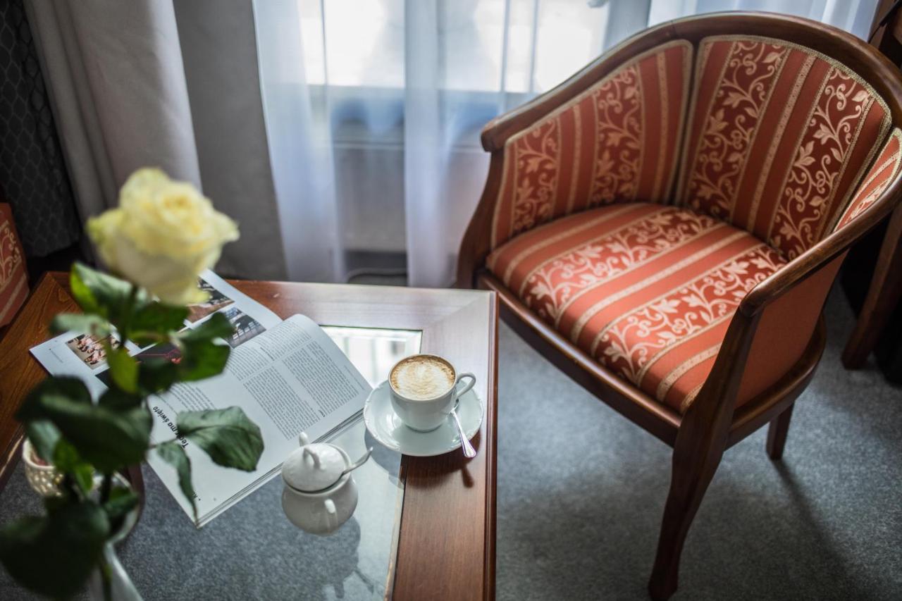 Pod Zlota Roza Boutique Hotel Kielce Extérieur photo
